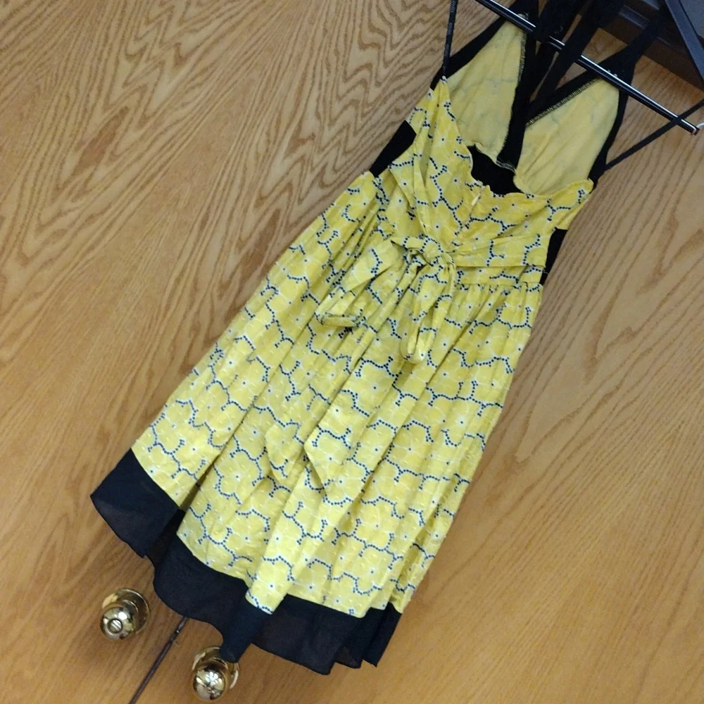 Beautiful Teen/Ladies Yellow/ Black Flower Sundress sz 5 / 6 By Xoxo - Picture 7 of 11
